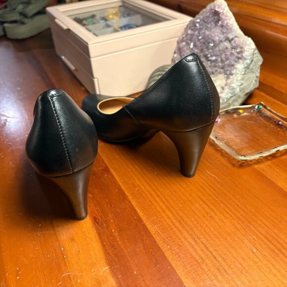 Worn Once, Womens Sofft Black Leather High Heels, Size 8 - Picture 5 of 5